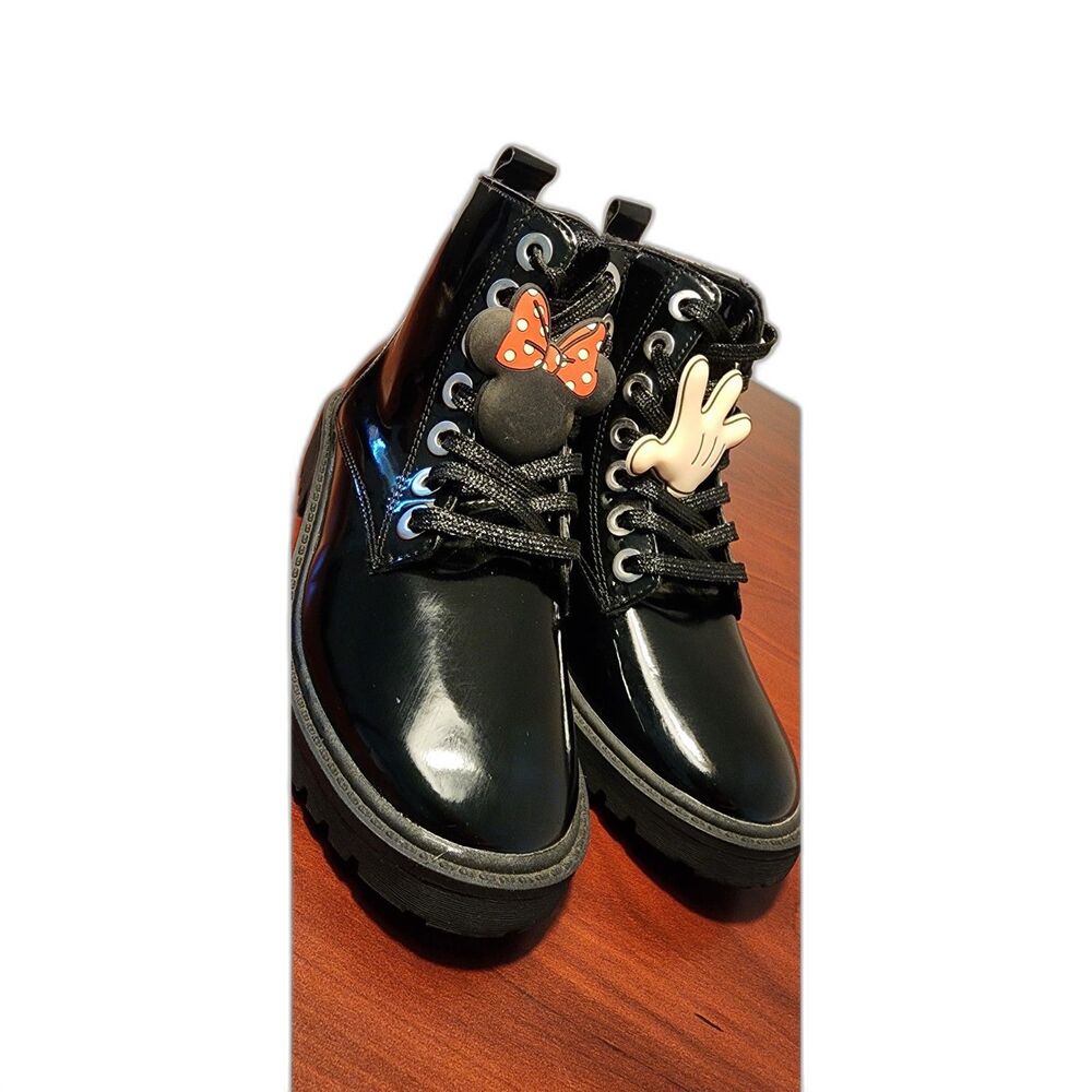ZARA Girls Black Patent Combat Boots EU 33 – Minnie & Mickey Charms – Like New